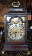 Reloj de mesa “Bracket Clock”