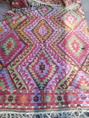 Kilim antiguo de lana tejido a mano